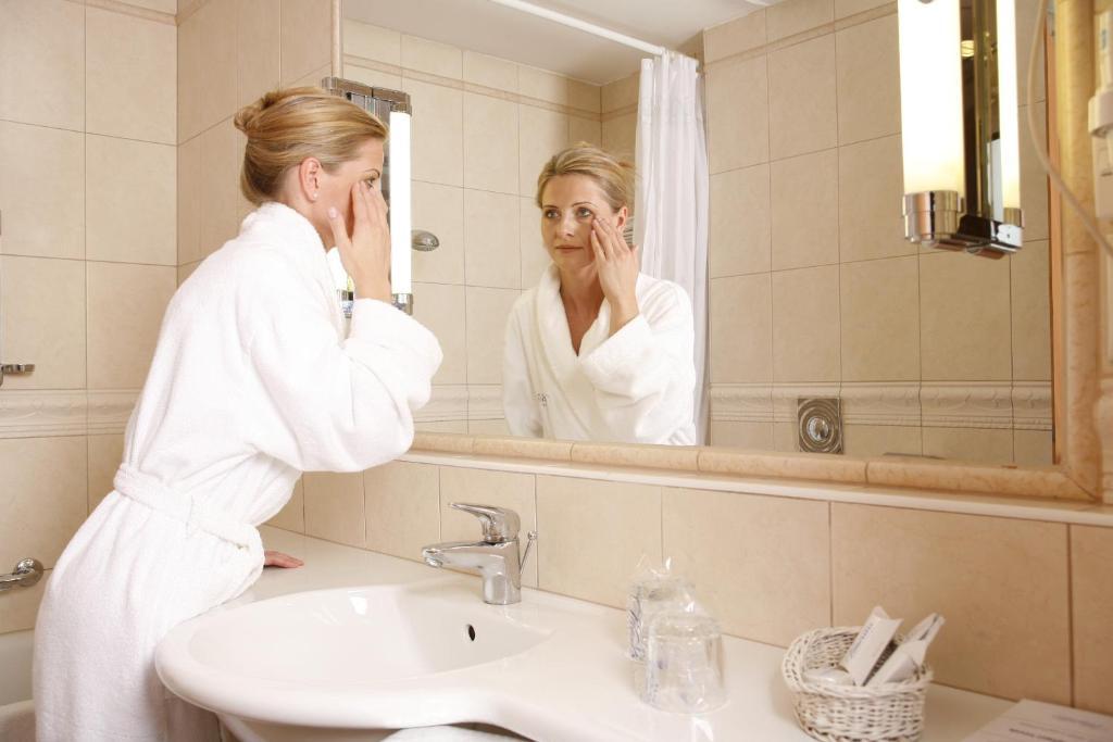 Vitalmed Hotel Sárvár Værelse billede
