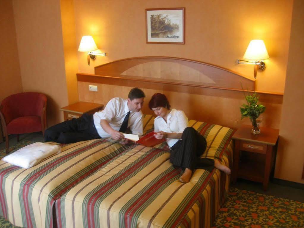 Vitalmed Hotel Sárvár Eksteriør billede