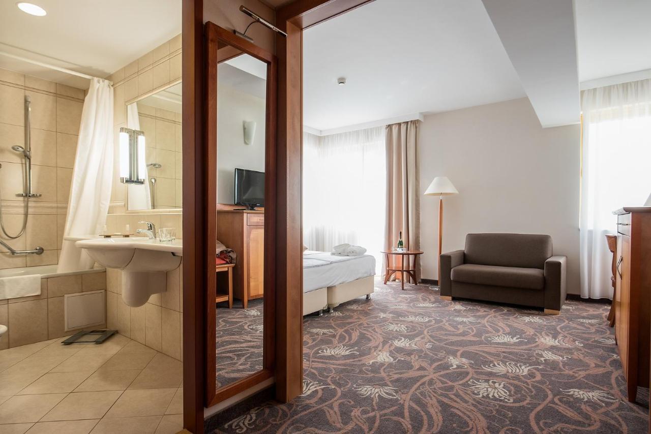 Vitalmed Hotel Sárvár Eksteriør billede